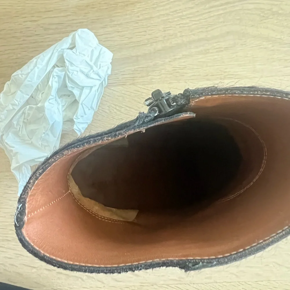 CELINE Cowhide Black Ankle Boot with silver heel 37 - Picture 7 of 9